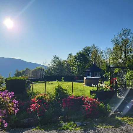 Campingplasser Bo Landlig, Sentralt Utenfor